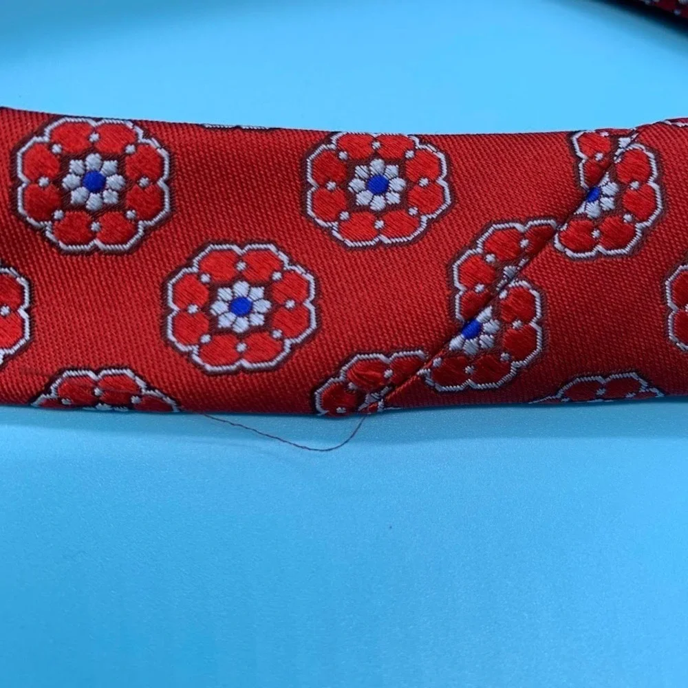 Canali Red Floral 100% Silk Luxury Men's Classic Neck Tie Made in Italy